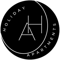 logo Holiday Apartments